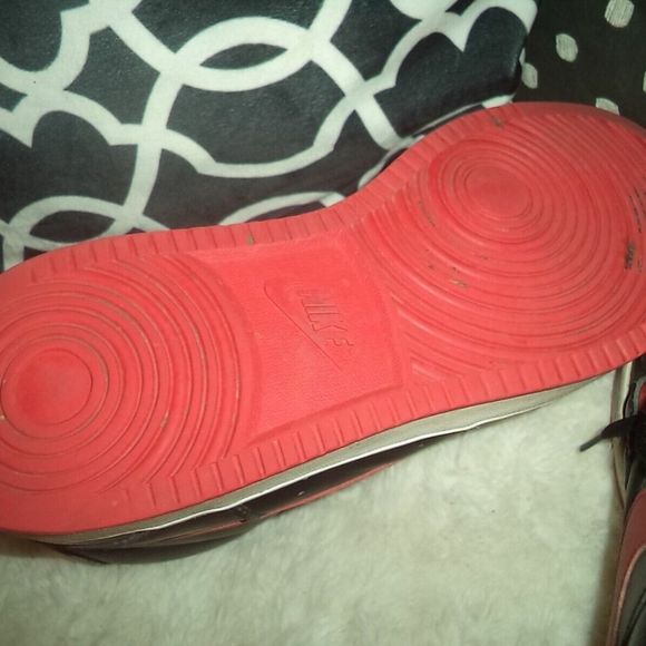 BLACK-RED NIKE SNEAKERS COURT VISION MID CASUAL SHOES DM868-001~MENS SIZE 11.5 - Picture 7 of 7